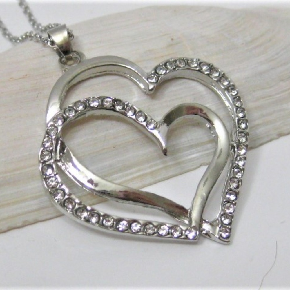 Silver double heart pendant necklace